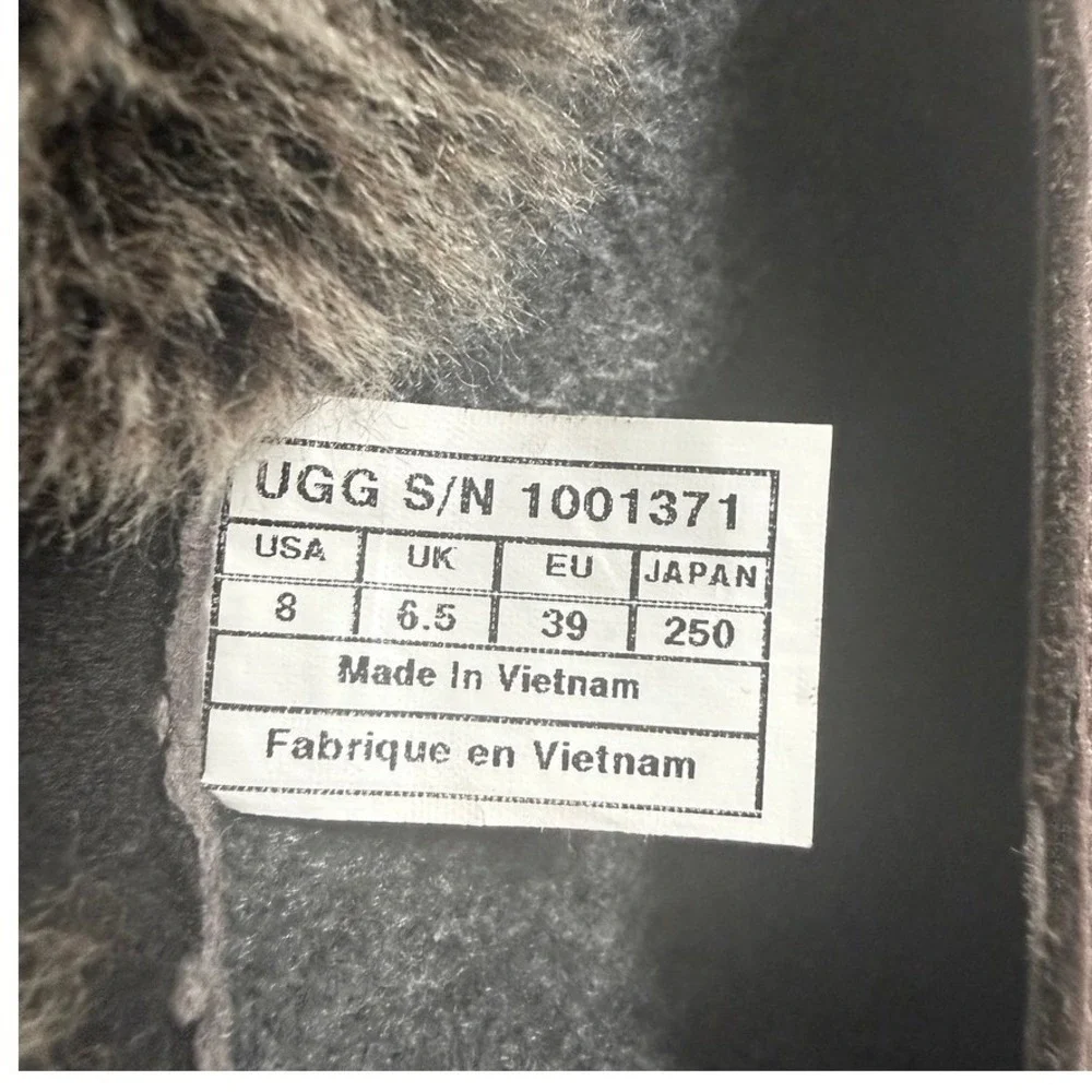 UGG Adirondack Tall Brown Leather Quilted Faux Fur Winter‎ Snow Boots Womens